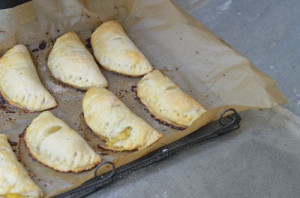 blog peach hand pie